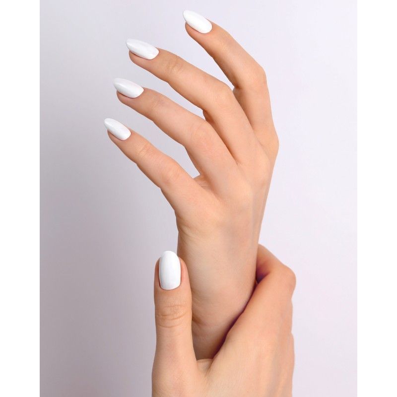 ULTRA STRONG NAIL POLISH 001 SNOW WHITE